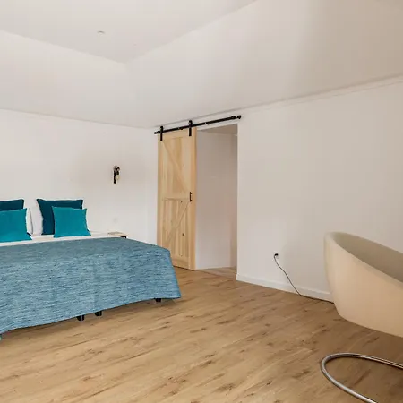 Revive House Camp - Ericeira - Sintra Chelreira