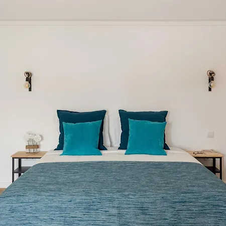 Revive House Camp - Ericeira - Sintra Maison d'hôtes 3*