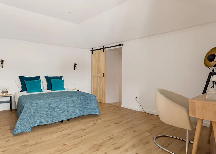 Revive House Camp - Ericeira - Sintra Chelreira