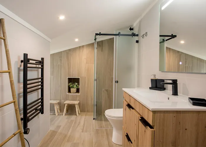 Gæstehus Revive House Camp - Ericeira - Sintra